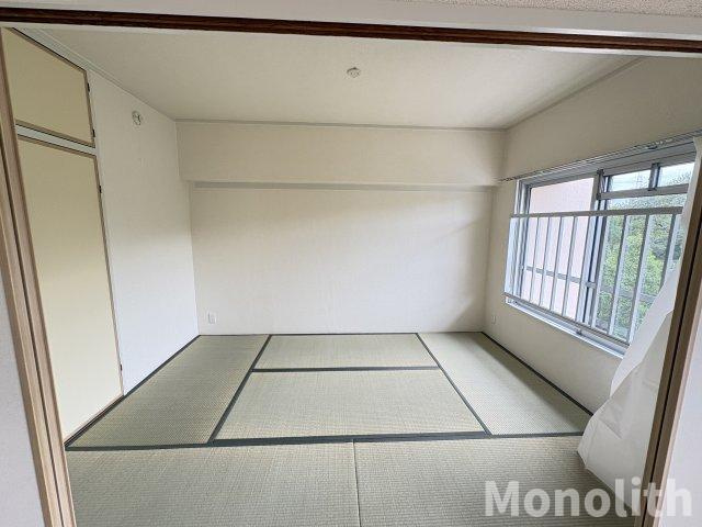 泉北鴨谷台３丁6号棟の和室