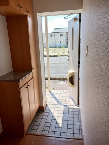グリ－ンハイツ宮町Ａ　　　刈谷市近郊の賃貸はクラスホーム刈谷店の玄関|きれいな玄関です