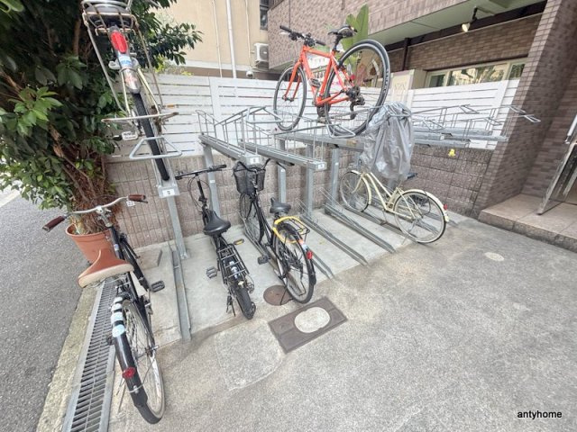 ベルフレージュ南堀江　仲介手数料無料の駐車場