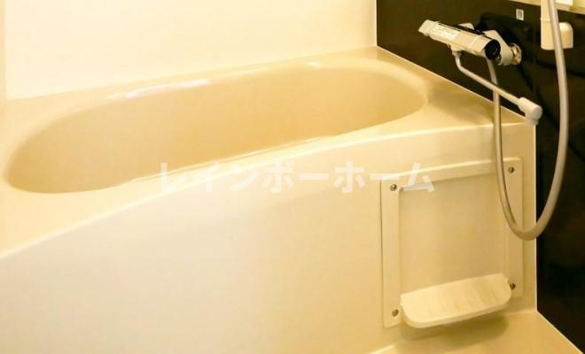 ジーメゾン岩槻の浴室