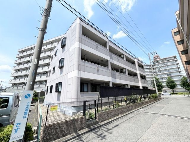 アローウェルスの外観