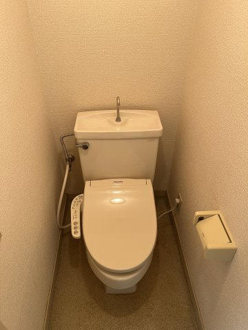 スクラム西川原のトイレ|※写真と現況に相違がある場合は、現況を優先します。