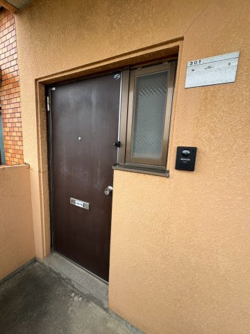 レジデンシアNOVの玄関