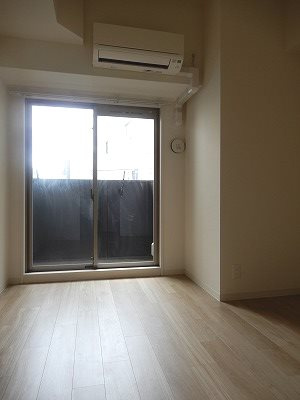 【寝室】プレサンス北堀江　