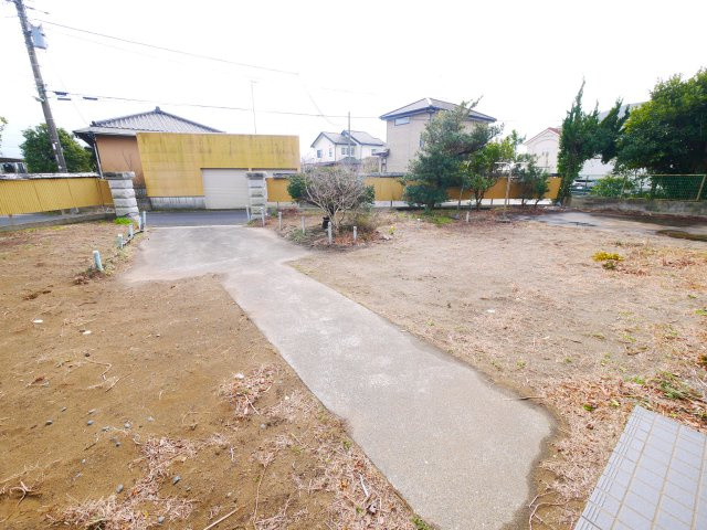 山武市蓮沼ハ　中古戸建の庭|敷地約149坪 ４LDK平家+倉庫（キッチン+シャワー室付）