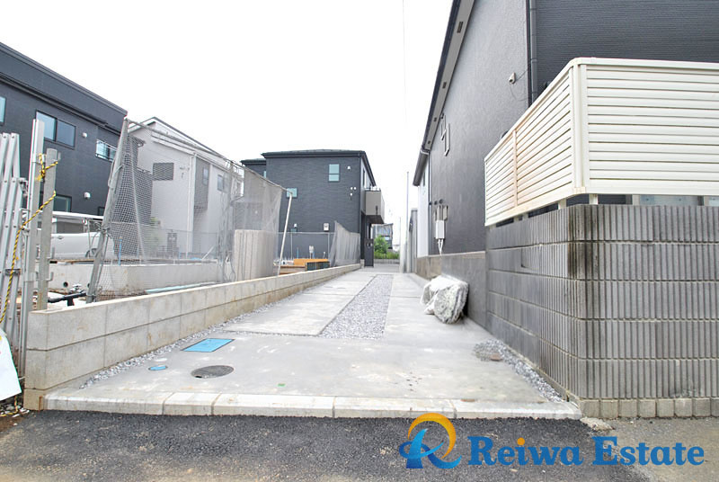 新築戸建　茅ヶ崎市菱沼1丁目の駐車場