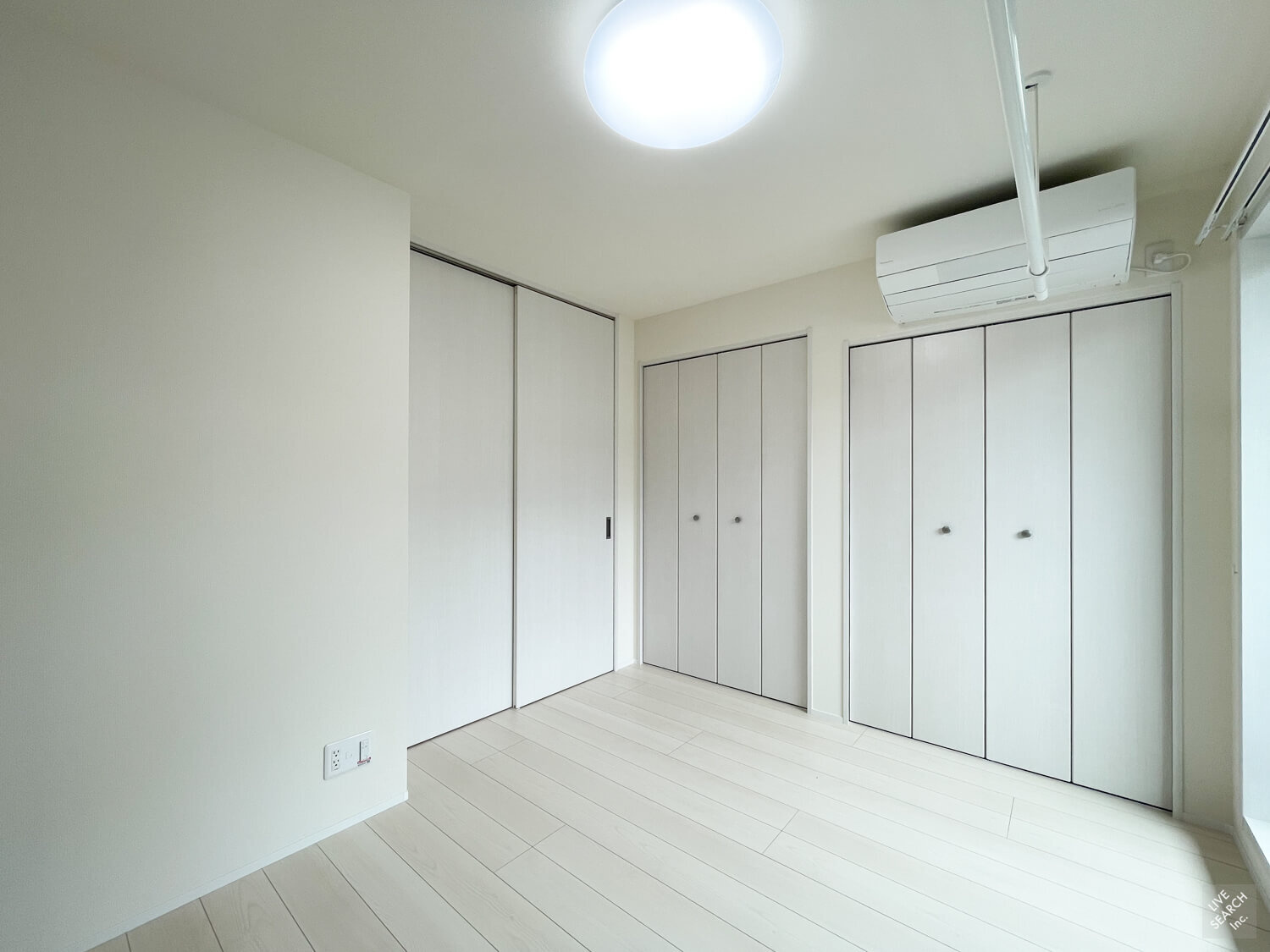 錦邸南麻布の洋室