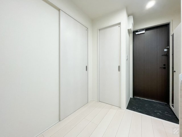 錦邸南麻布の玄関