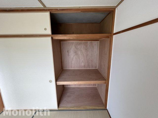 光明台37号棟の収納