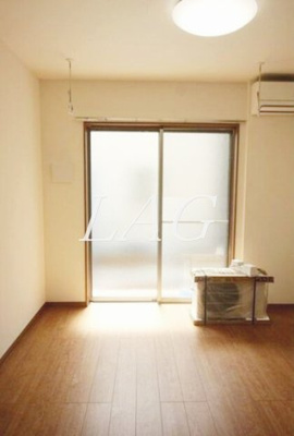 【居間・リビング】 | アムール錦 | 洋室のお部屋です。
