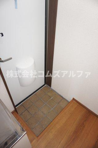 アバンス三ツ沢の玄関|アバンス三ッ沢　玄関