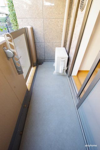 アドバンス新大阪シティライフ2　仲介手数料無料のバルコニー