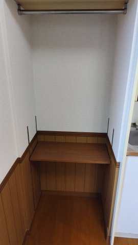 杉並区方南１丁目のアパートの収納