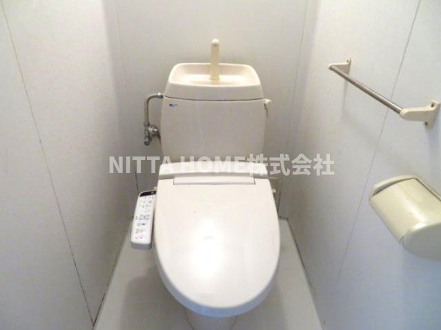 丹波市柏原町見長のアパートのトイレ|温水洗浄便座付きのトイレです☆彡
