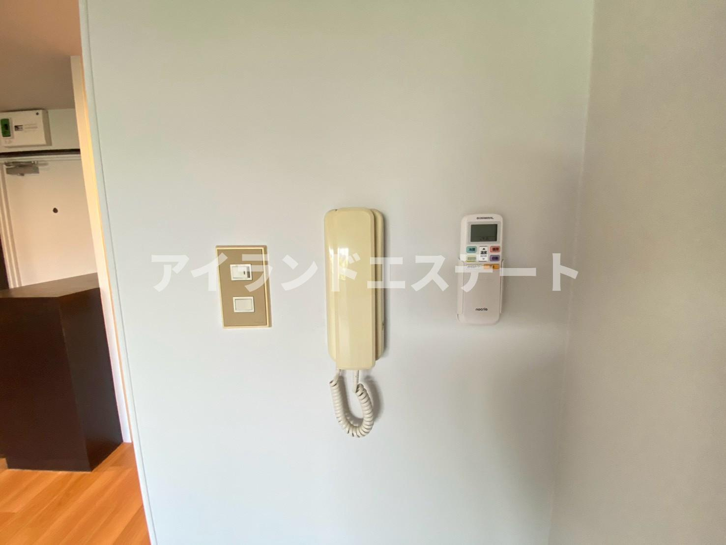 ティブロンコート　最上階　陽当たり良好　バストイレ別の設備