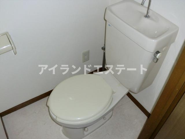 YMO駒沢　バストイレ別　室内洗濯機置場　南向きのトイレ
