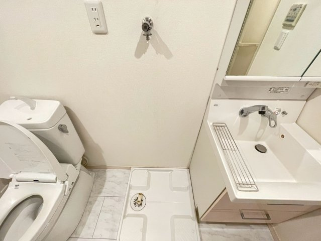 シャイニング駒沢　ペット相談　角部屋　独立洗面台のその他