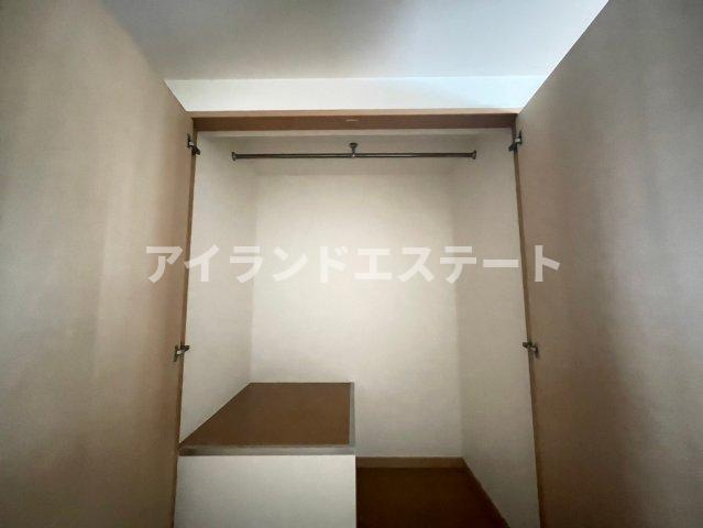 ハウゼ桜新町　デザイナーズ　オートロック　駅近の収納