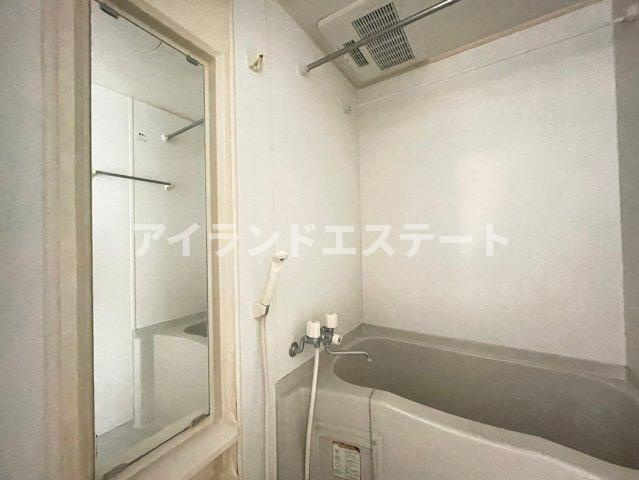 ハウゼ桜新町　デザイナーズ　オートロック　駅近の浴室