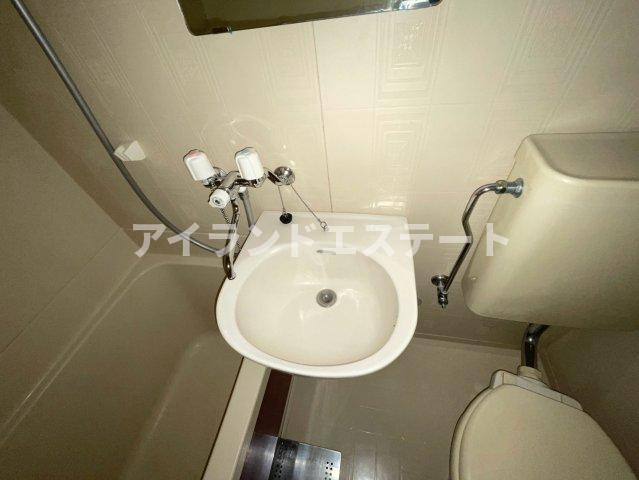 グレイスハイツ　TVドアフォン　角部屋　ディンプルキーの洗面所