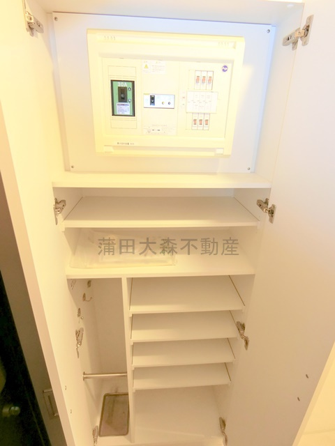 エステムプラザ蒲田TAKARABUNEの収納|玄関収納　シューズBOX