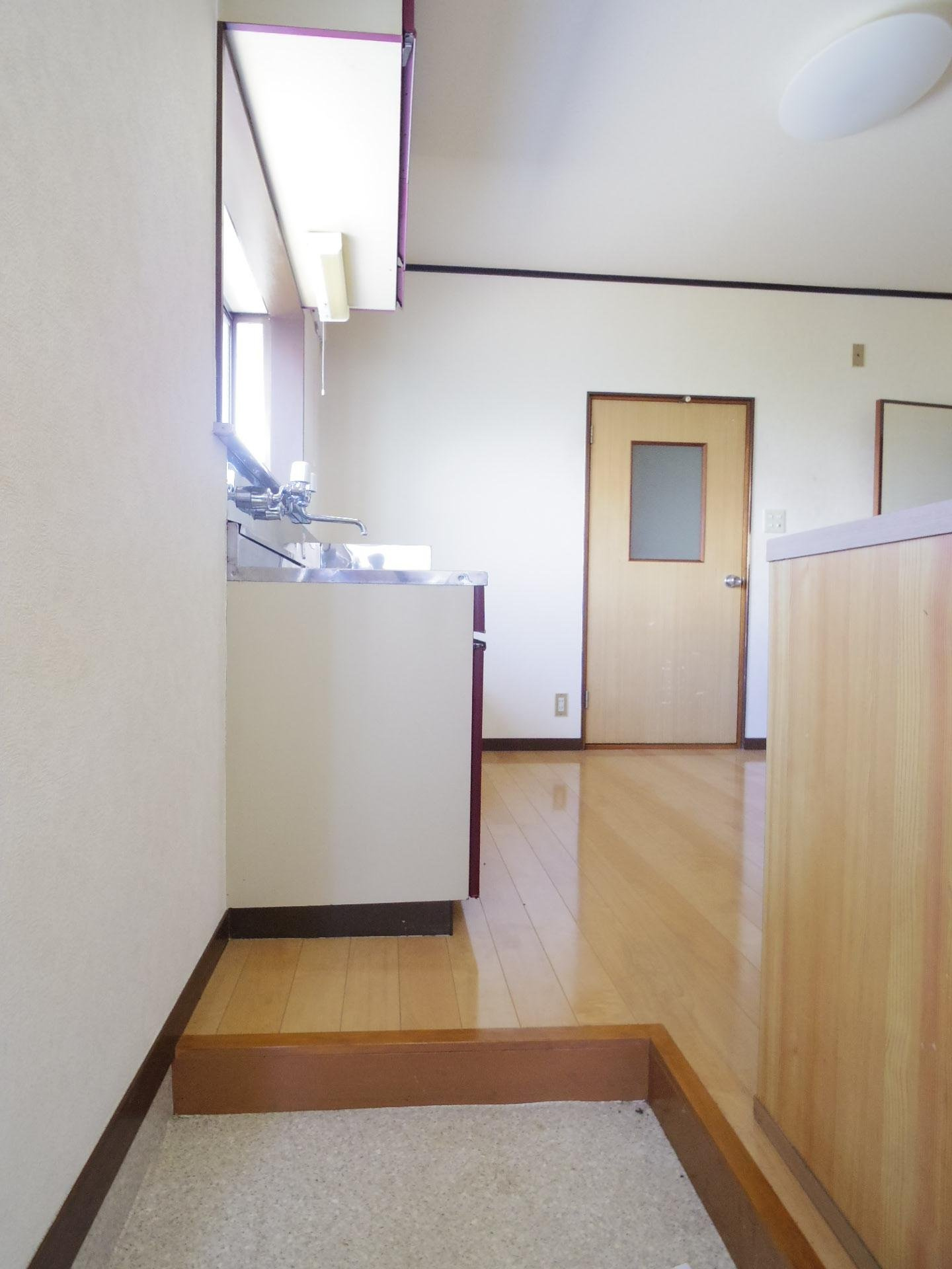 メゾン芝山Ａの玄関|※他号室写真です