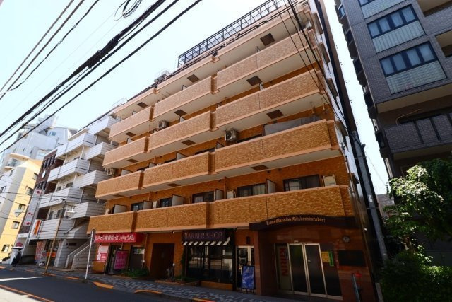 ライオンズマンション三鷹さくら通りの外観