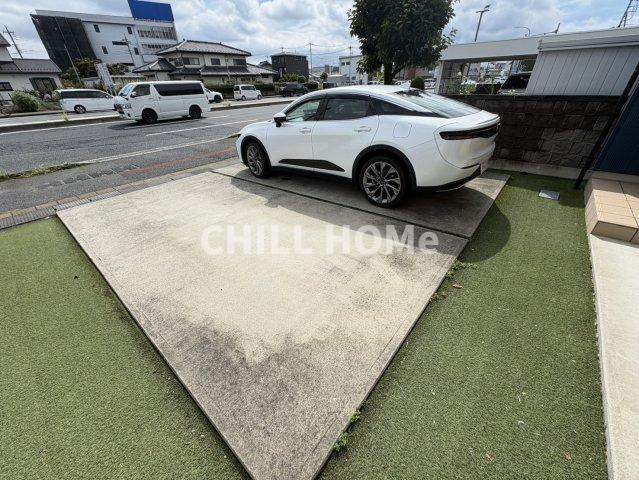千鶴ハウスAの駐車場|当社、チルホームのHPもご覧ください(^^)/物件情報多数♪