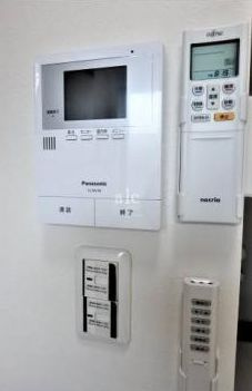 アヴァン中野のセキュリティ|TVモニター付インターフォン　※反転タイプ