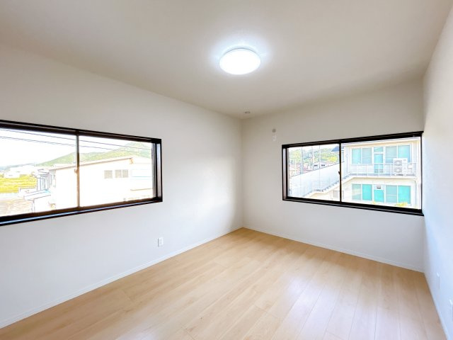 丹波篠山市糯ケ坪の中古一戸建の洋室