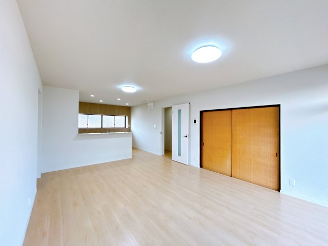 丹波篠山市糯ケ坪の中古一戸建の居間・リビング