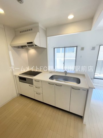 大阪市城東区東中浜４丁目の賃貸マンションのキッチン