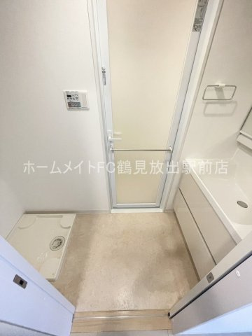 大阪市城東区東中浜４丁目の賃貸マンションの洗面所