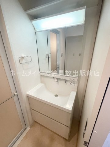 大阪市城東区東中浜４丁目の賃貸マンションの独立洗面台