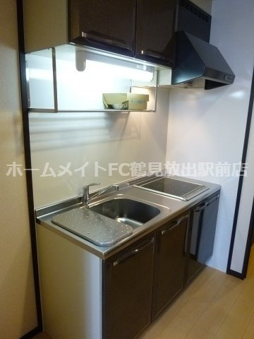 大阪市城東区東中浜５丁目のアパートのキッチン