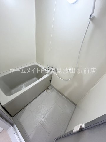 大阪市鶴見区鶴見４丁目の賃貸マンションの浴室