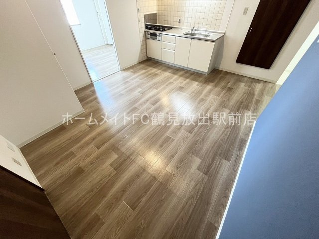 大阪市鶴見区今津南１丁目の賃貸マンションの居間・リビング