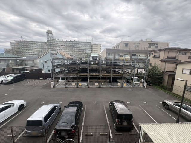 シュロスガーデン志木の駐車場|共用部・機械式駐車場