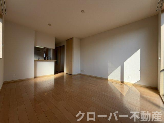 ハピネス A棟の居間・リビング