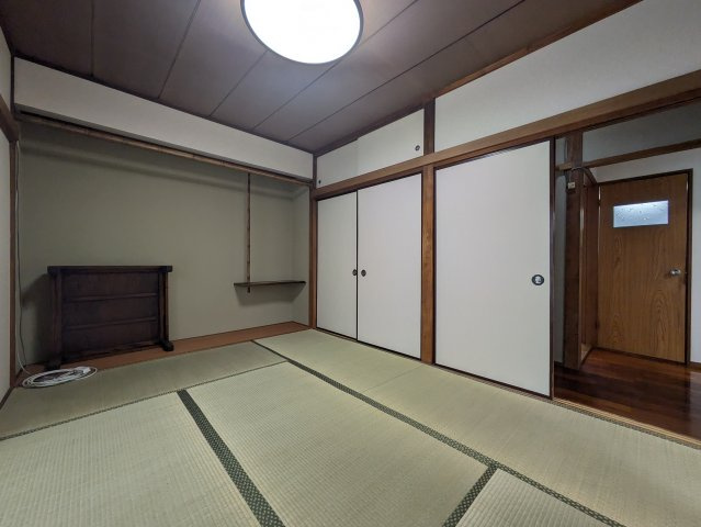 日吉本町３丁目戸建の和室