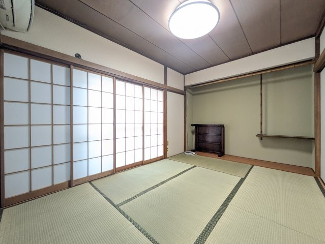 日吉本町３丁目戸建の和室