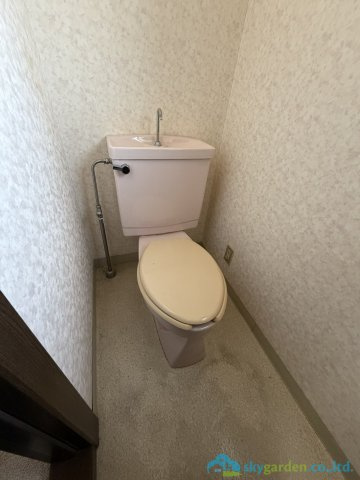 平塚市横内　中古戸建のトイレ