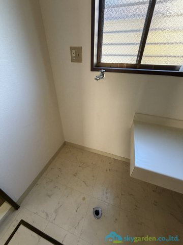 平塚市横内　中古戸建のランドリースペース