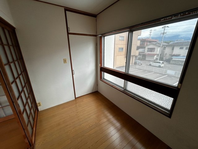 三聖マンションの居間・リビング