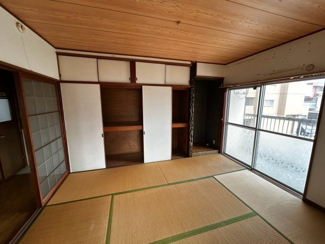 三聖マンションの和室