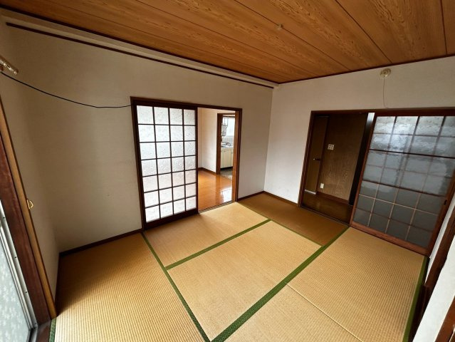 三聖マンションの和室