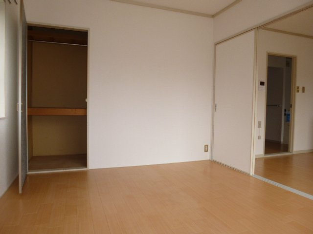 フレグランス福島Ａの洋室