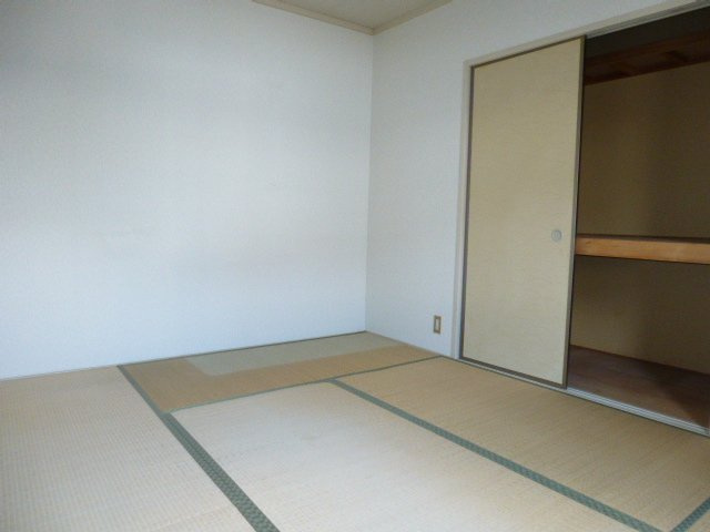 フレグランス福島Ａの和室
