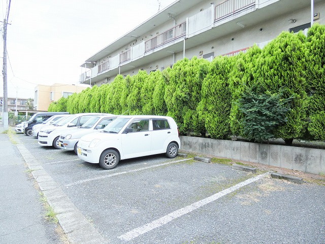 ハイブリッヂマンションの駐車場