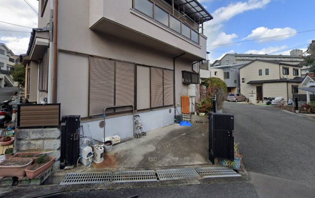 真上町６丁目戸建の駐車場